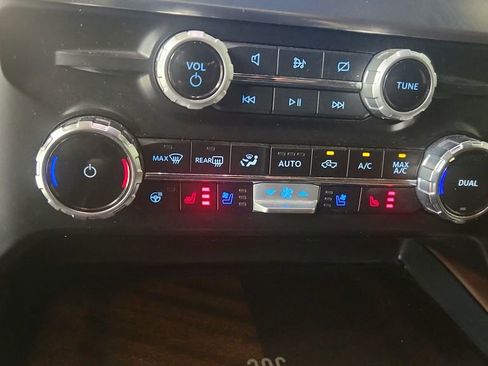 Used 2024 Ford F250 King Ranch AWD/4WD image 24