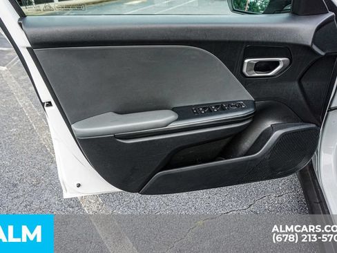 Used 2025 Kia K4 FWD image 46