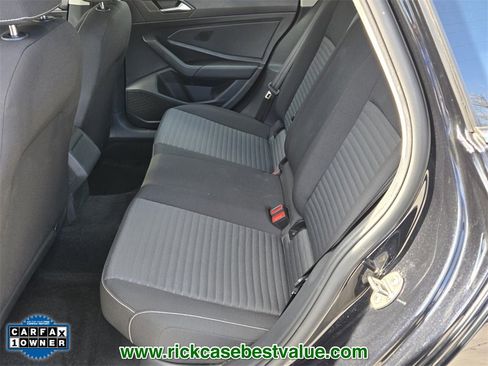 Used 2022 Volkswagen Jetta S image 12