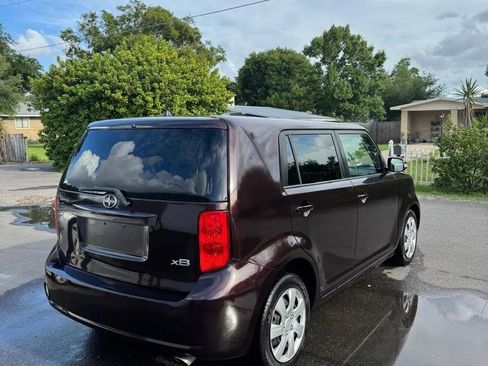 Used 2009 Scion xB FWD image 3