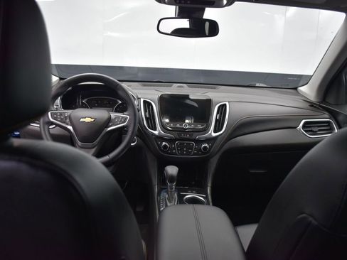 Used 2023 Chevrolet Equinox Premier AWD/4WD image 22