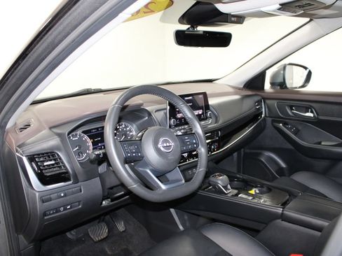 Used 2023 Nissan Rogue SL FWD image 15