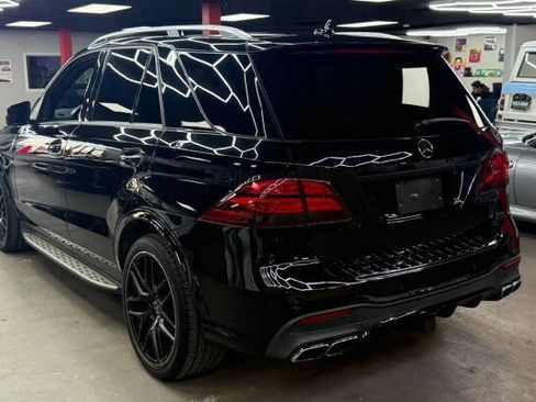 Used 2016 Mercedes-Benz GLE 63 AMG 4MATIC image 5