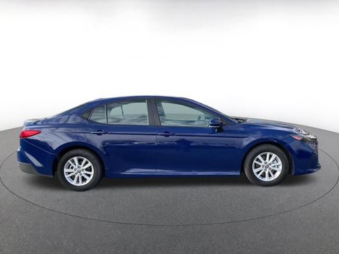 Used 2025 Toyota Camry LE image 16