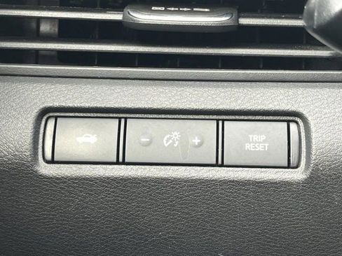 Used 2024 Nissan Altima 2.5 S image 11