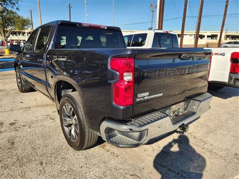Used 2022 Chevrolet Silverado 1500 LT image 4