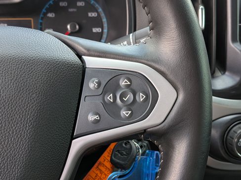 Used 2019 Chevrolet Colorado LT RWD image 25