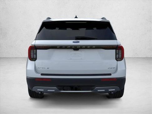 New 2026 Ford Explorer Active AWD/4WD image 5