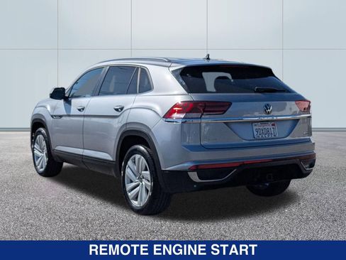 Used 2022 Volkswagen Atlas Cross Sport SE image 3