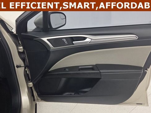 Used 2018 Ford Fusion S image 25