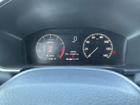 Used 2024 Honda CR-V EX image 11