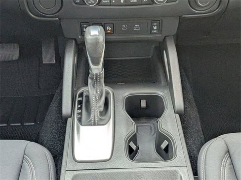 Used 2023 Nissan Frontier SV w/ SV Convenience Package image 19