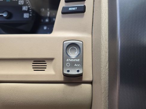 Used 2007 Cadillac XLR RWD image 22