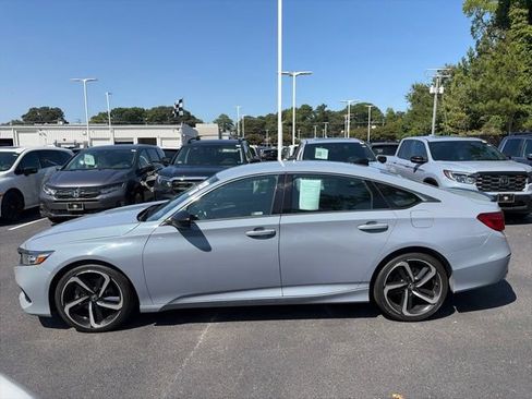 Used 2022 Honda Accord Sport image 8