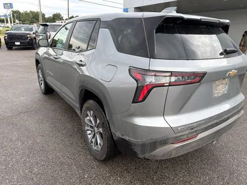 Used 2026 Chevrolet Equinox LT AWD/4WD image 22