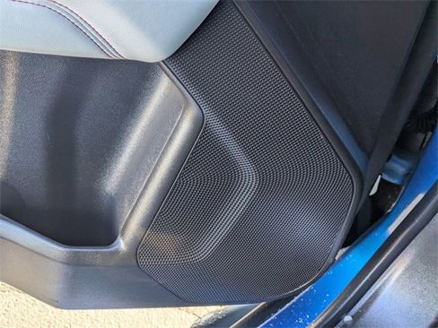 Used 2023 GMC Canyon AT4X image 13