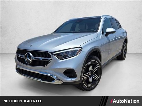 Certified 2026 Mercedes-Benz GLC 300 image 1