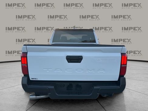 Used 2025 Toyota Tacoma SR image 4