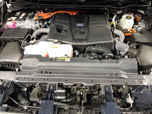 Certified 2023 Toyota Sequoia Limited w/ TRD Off-Road Package AWD/4WD image 9