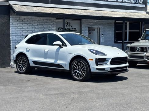 Used 2019 Porsche Macan AWD/4WD image 10