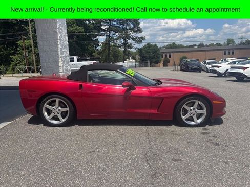 Used 2005 Chevrolet Corvette Convertible w/ Preferred Equipment Group RWD image 20