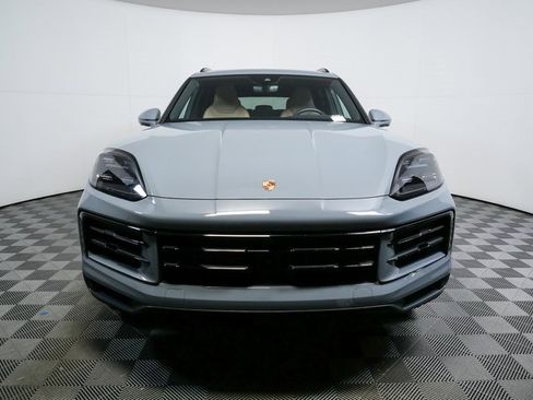 Certified 2026 Porsche Cayenne image 34