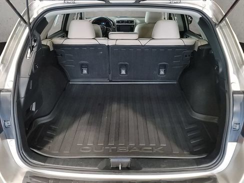 Used 2019 Subaru Outback 3.6R Limited w/ Popular Package #2 AWD/4WD image 22