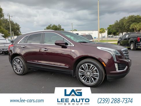 Used 2017 Cadillac XT5 Premium Luxury FWD image 1