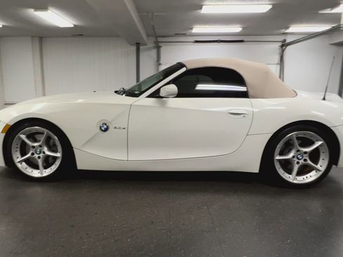 Used 2007 BMW Z4 3.0si image 39