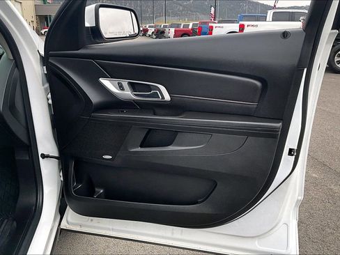 Used 2016 GMC Terrain SLE image 24