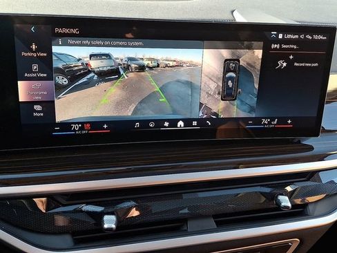 Certified 2025 BMW X7 xDrive40i w/ Premium Package image 19