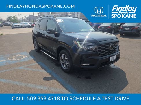 Used 2023 Honda Passport TrailSport image 7