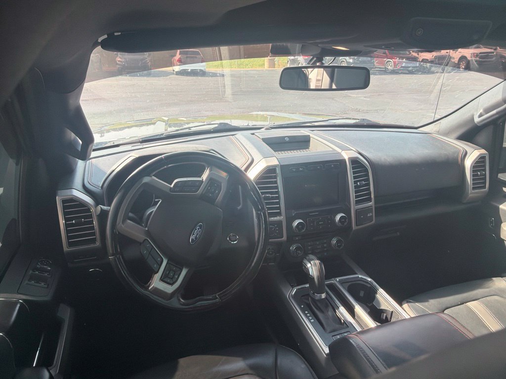 Used 2018 Ford F150 Platinum w/ Equipment Group 701A Luxury AWD/4WD image 7