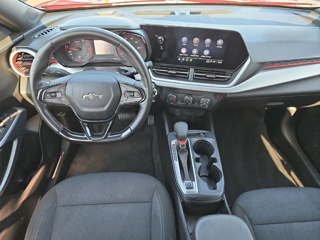 Used 2024 Chevrolet Trax RS w/ Driver Confidence Package FWD image 11