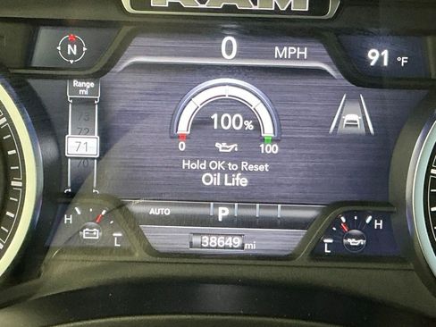 Used 2025 RAM 1500 Big Horn AWD/4WD image 35