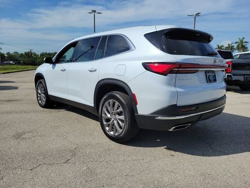 Used 2026 Buick Enclave Preferred w/ Power Package FWD image 4