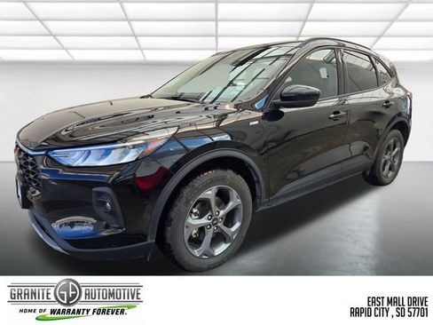 Used 2025 Ford Escape ST-Line Select AWD/4WD image 1