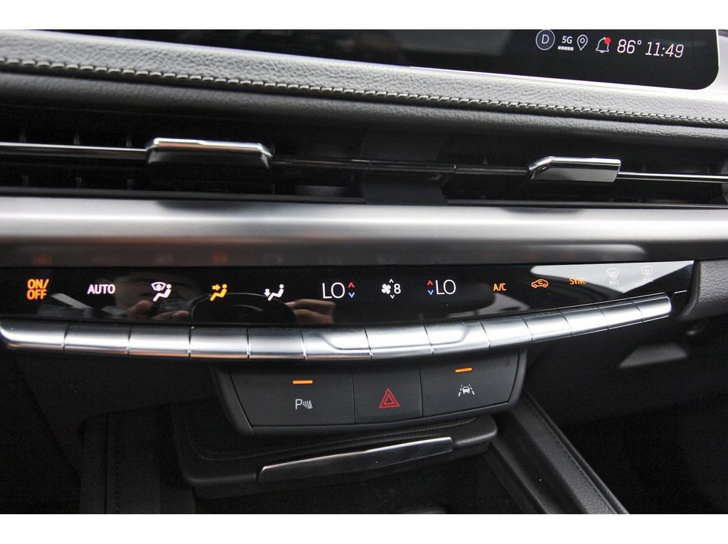 Certified 2025 Cadillac XT4 Premium Luxury FWD image 23