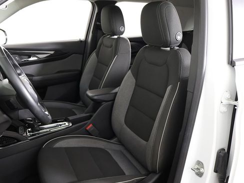 Used 2024 Chevrolet TrailBlazer LT w/ Convenience Package FWD image 28