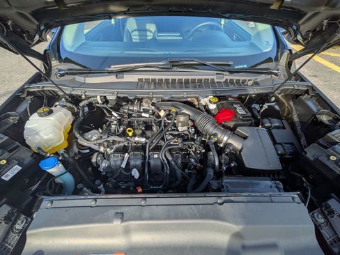 Certified 2024 Ford Edge SEL w/ Convenience Package image 10