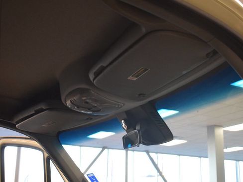 Used 2017 Mercedes-Benz Sprinter 2500 image 35