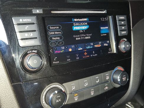 Certified 2022 Nissan Rogue Sport S image 32