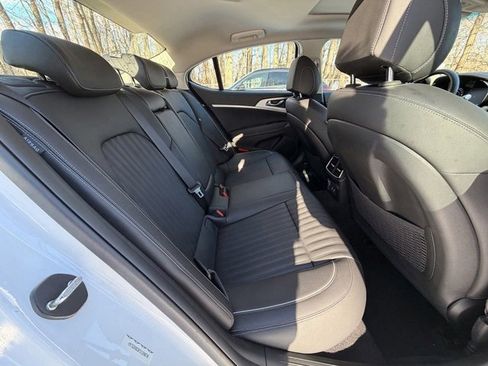 Used 2026 Genesis G70 2.5T Prestige image 11