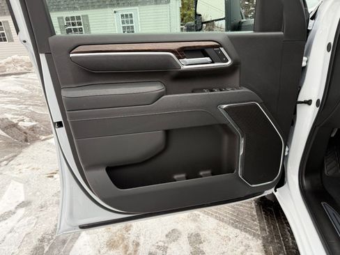 New 2026 GMC Sierra 3500 SLE w/ Preferred Package image 15