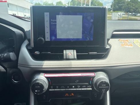 Used 2024 Toyota RAV4 XLE FWD image 12