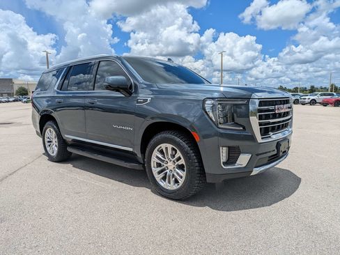 Used 2021 GMC Yukon SLT w/ SLT Luxury Plus Package AWD/4WD image 2