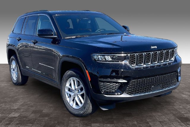 New 2026 Jeep Grand Cherokee 4WD image 2