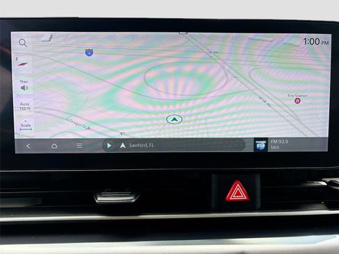 Used 2025 Kia Carnival FWD image 13