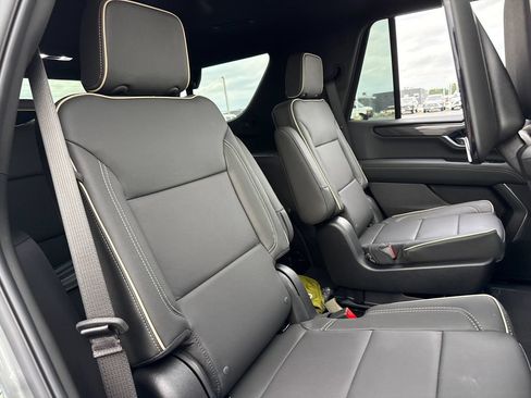 New 2026 GMC Yukon Elevation w/ Elevation Premium Package AWD/4WD image 35
