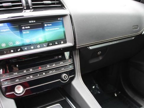 Used 2020 Jaguar F-PACE S image 14